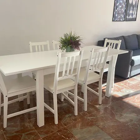 Appartement El Pilar 3000 *